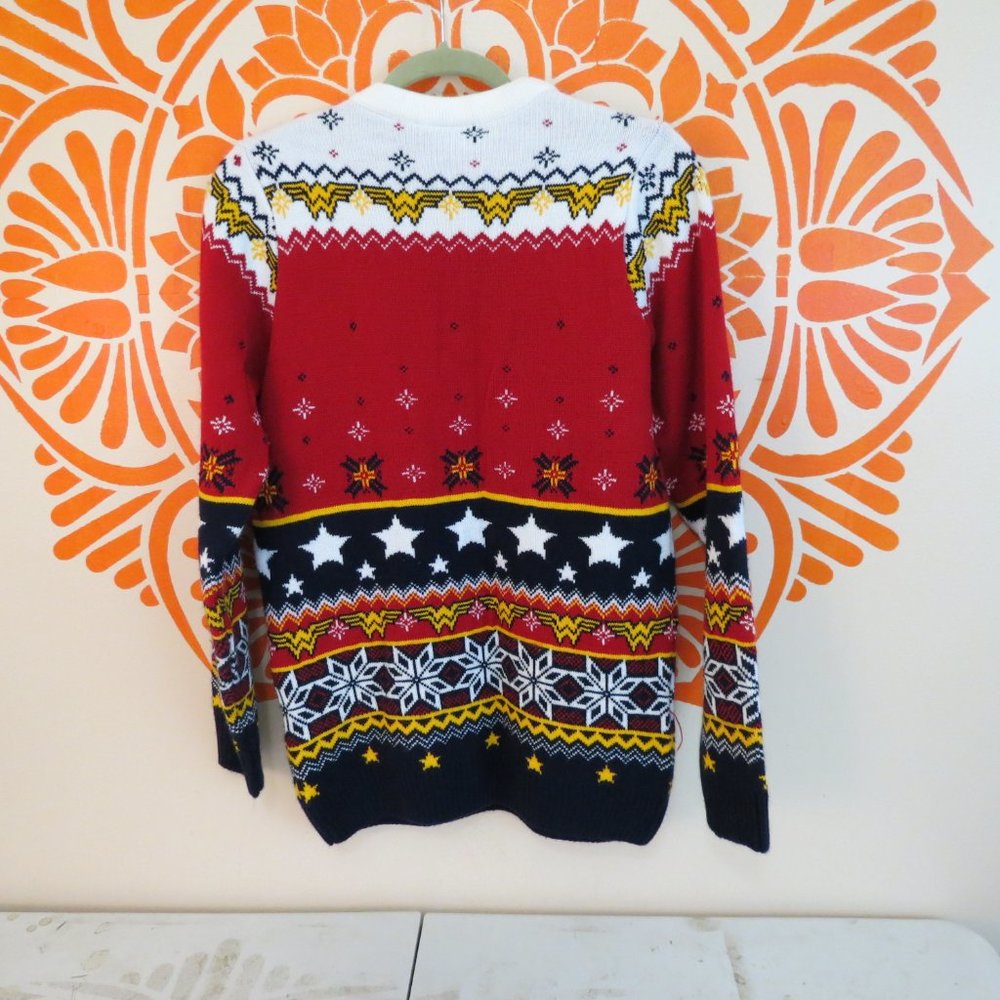 Unique Colorful Wonder Woman Sweater S - Picture 2 of 2